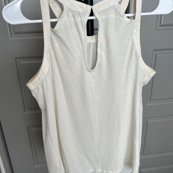 Express ivory sleeveless shirt - Size M - Picture 3 of 3